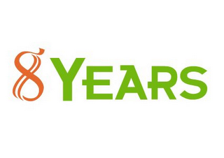 8YEARS logo